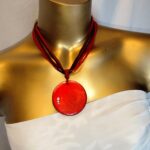 Roter Leder-Perlen-Perlmutt-Anhänger-Kette