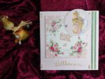 Willkommen Baby Girl Medaillon-Karte – Bild 2