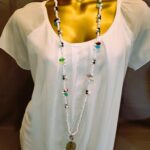 Tropfen-Glasperlenkette mit Murano-Blattanhänger